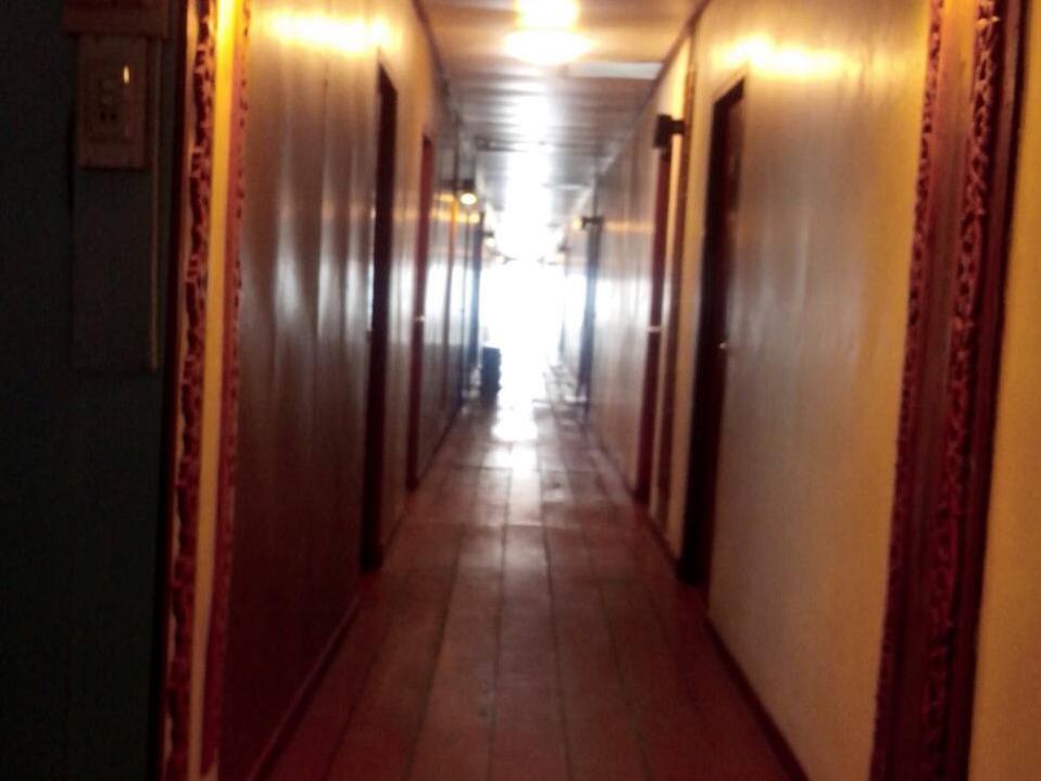 Hotel Karoon Hut HHQ Esterno foto